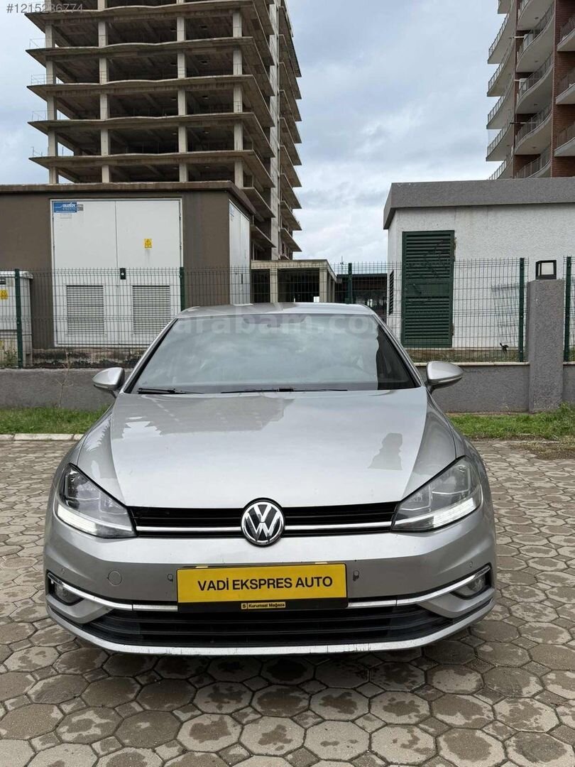 Galeriden Volkswagen Golf 1.4 TSi Comfortline 2018 Model Hatay 245.000 km Gri 1