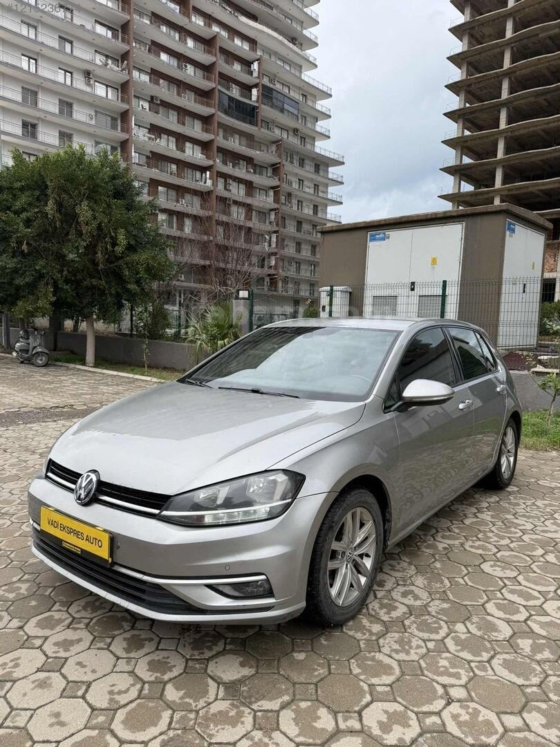 Galeriden Volkswagen Golf 1.4 TSi Comfortline 2018 Model Hatay 245.000 km Gri 2