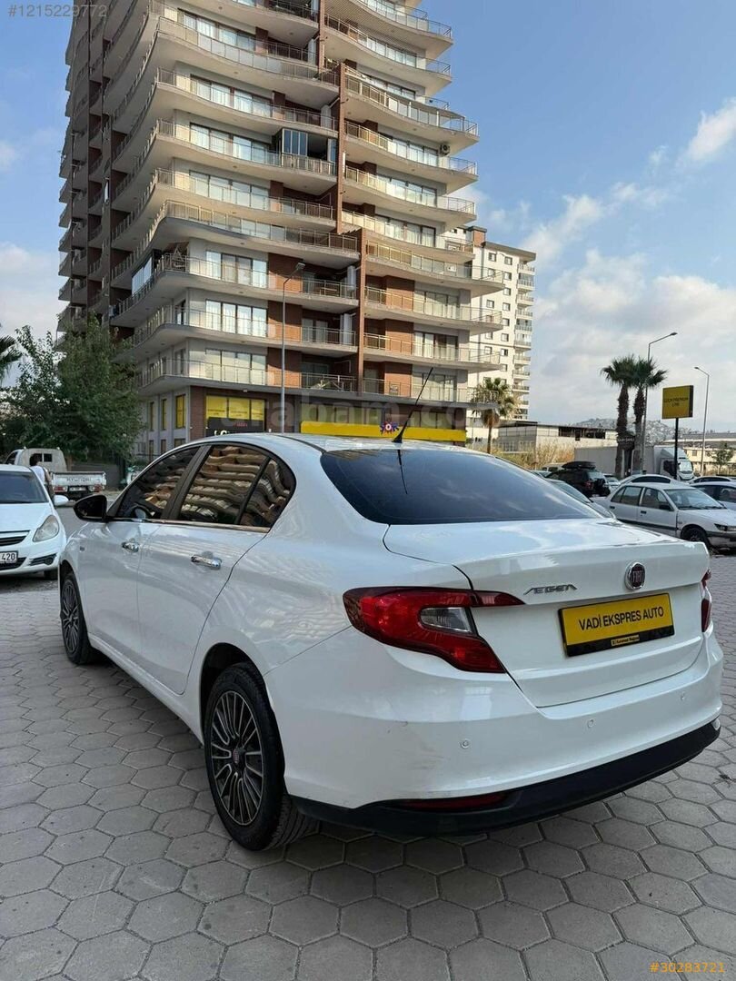 Galeriden Fiat Egea 1.3 Multijet Easy Plus 2022 Model Hatay 155.000 km Beyaz 3