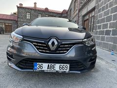 Sahibinden Renault Megane 1.3 TCe Joy Comfort 2024 Model 