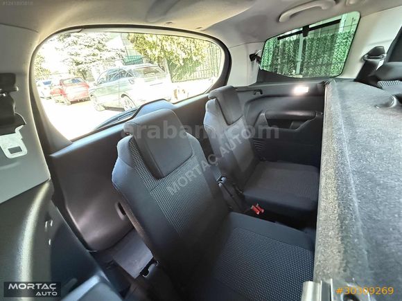 2010 (İlk Sahip) Hatasız-Boyasız-Tramersiz Cam Tavan Tertemiz