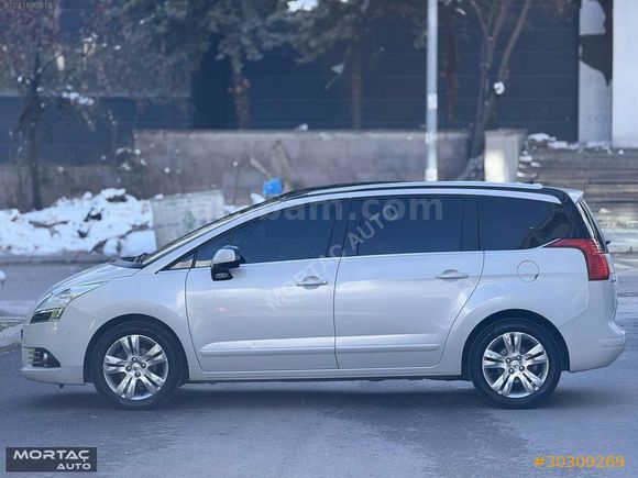 2010 (İlk Sahip) Hatasız-Boyasız-Tramersiz Cam Tavan Tertemiz