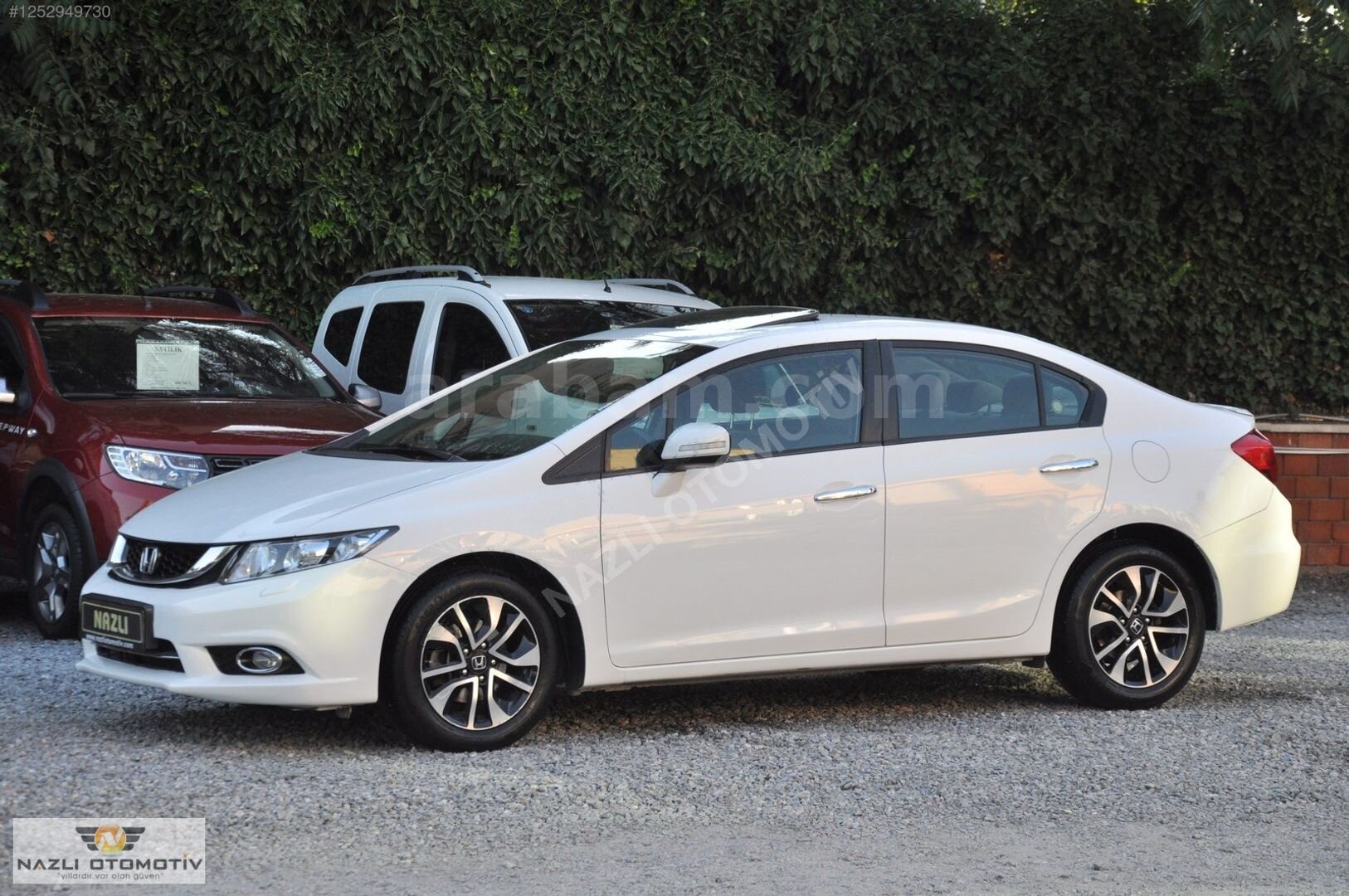 Galeriden Honda Civic 1.6i VTEC Eco Elegance 2015 Model İstanbul 176.000 km Beyaz 3