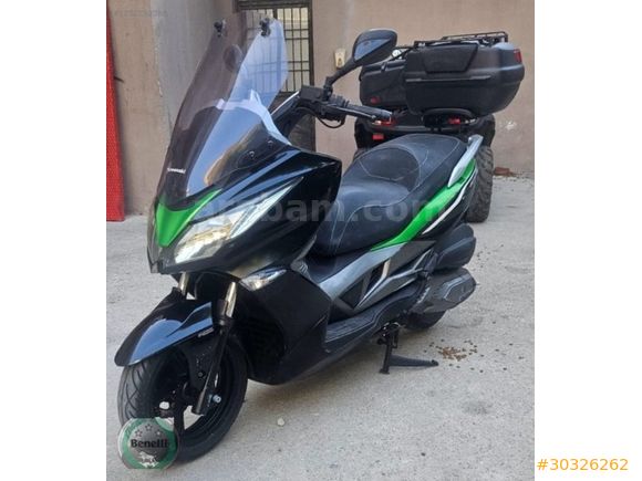 KAWASAKİ J 300 YEŞİL-SİYAH