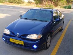 **98 MODEL FUL+FULL SANRUFLU 1.6 MEGAN 220 BİNDE KUSURSUZ**