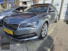 47.000 km de 2021 SKODA SUPERB PRESTİGE CAM TAVANLI BEJ DÖŞEME
