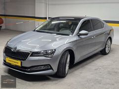 47.000 km de 2021 SKODA SUPERB PRESTİGE CAM TAVANLI BEJ DÖŞEME