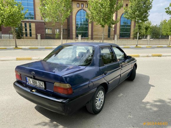 Acil!!! 
Sahibinden Ford Escort 1.6 CL 1997 Model 
