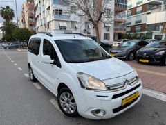 07ARASLAR OTOMOTİVDEN 2015MODEL BERLİNGO