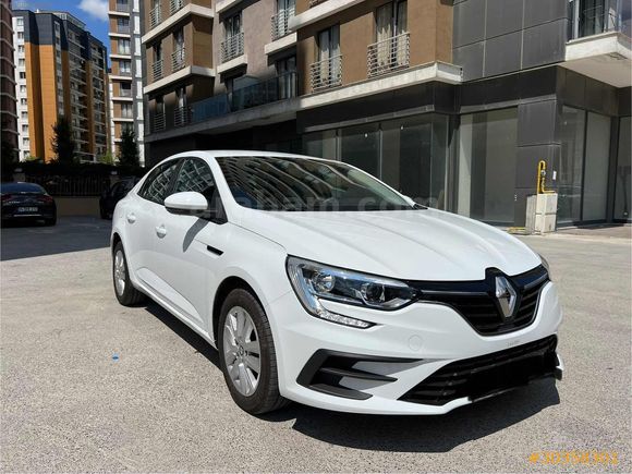 İSTANBULFİLO'DAN MEGANE OTOMATİK HAFTALIK AYLIK YILLIK KİRALAMA