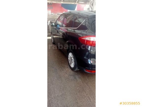 0007 plakalı.Sahibinden Ford C-Max 1.6 TDCi Titanium 2012 Model