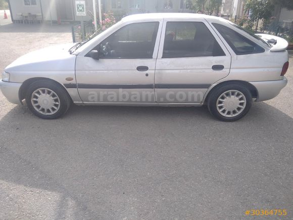 Ford escort 1.6 clx