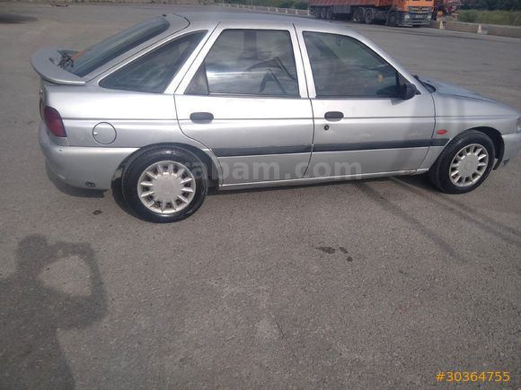 Ford escort 1.6 clx
