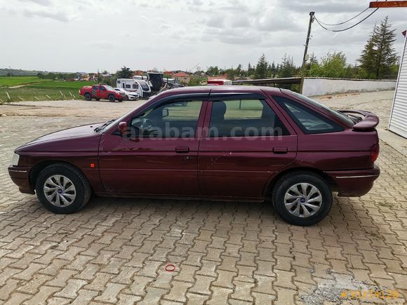 Sahibinden Ford Escort 1.6 CLX 1994 Model