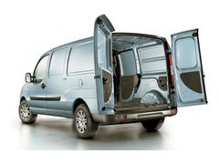 2005 model arka çift kapı panelvan