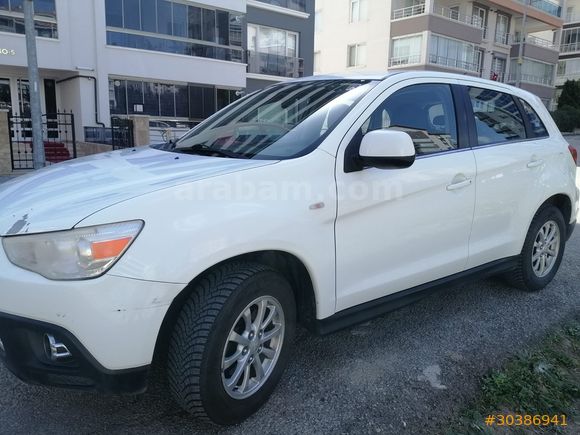 ÖĞRETİM GÖREVLİSİNDEN Mitsubishi ASX 1.6 MIVEC Invite 2011 Model 