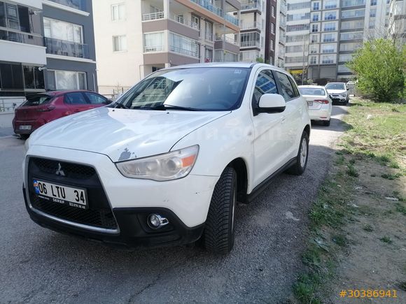 ÖĞRETİM GÖREVLİSİNDEN Mitsubishi ASX 1.6 MIVEC Invite 2011 Model 