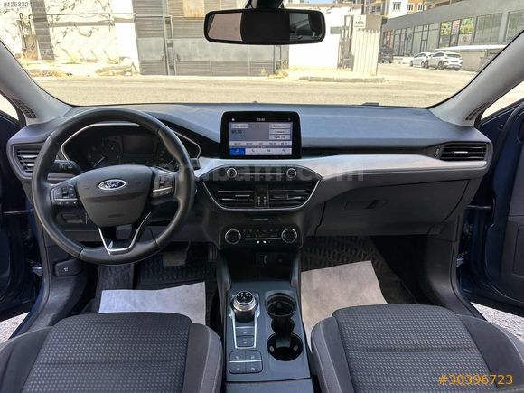 2020 Model focus Titanium otomatik 8 ileri 120 hp eksper raporlu