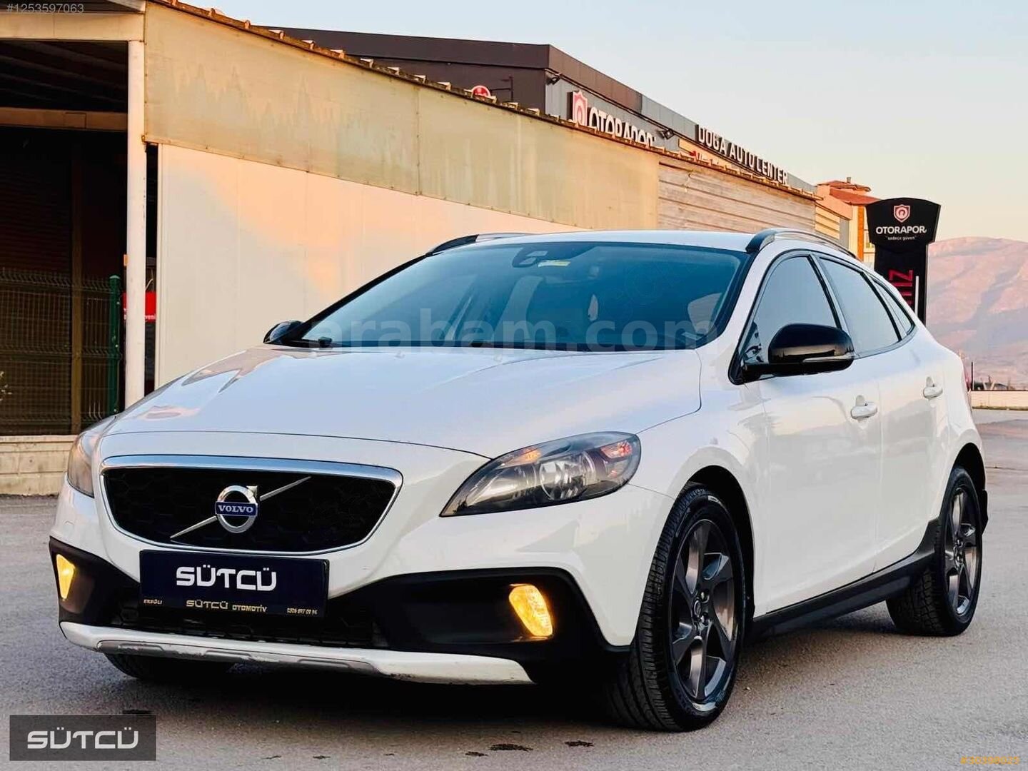 *SÜTCÜ* FARKIYLA K.K 12 AY TAKSİT DÜŞÜK KM BAKIMLI V40 4