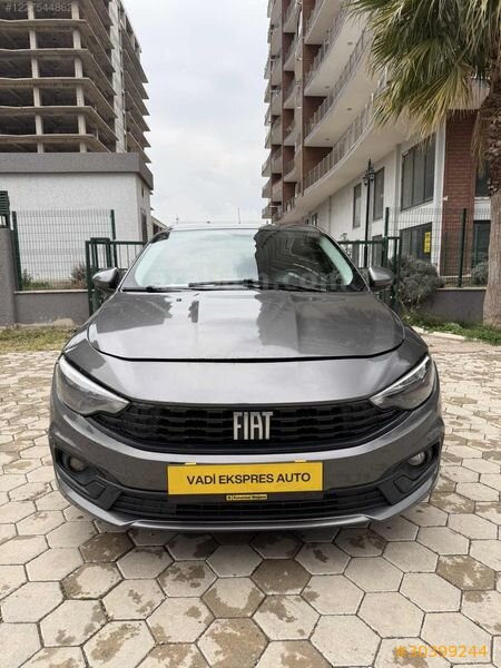 Galeriden Fiat Egea 1.3 Multijet Easy Stil 2021 Model Hatay 215.000 km Kahverengi
