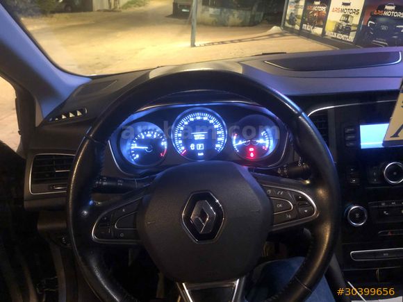 Sahibinden Renault Megane 1.5 dCi Touch 2018 Model 