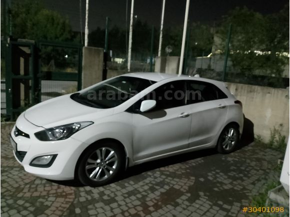 Sahibinden Hyundai i30 1.6 CRDi Style 2013 Model