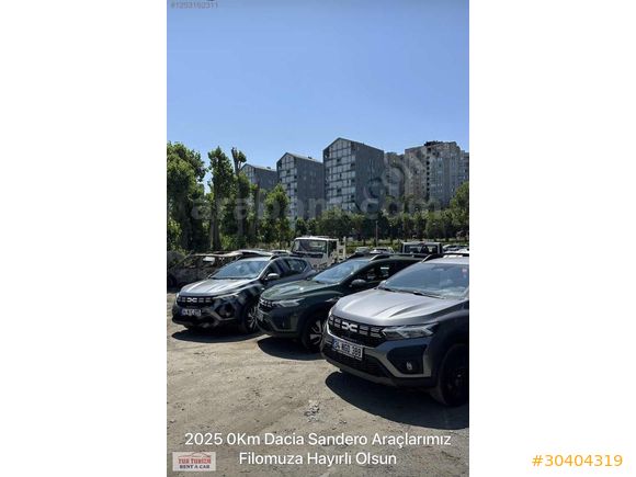 2025 MODEL 0KM OTOMATİK SANDERO'LAR