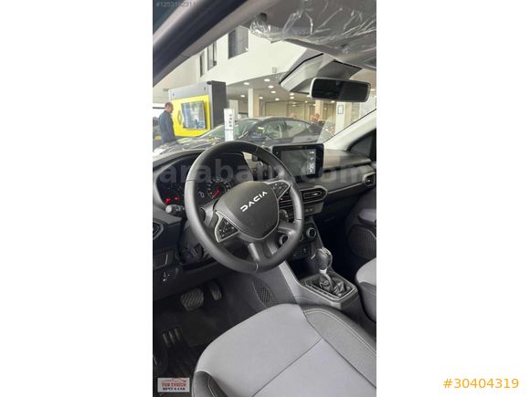 2025 MODEL 0KM OTOMATİK SANDERO'LAR