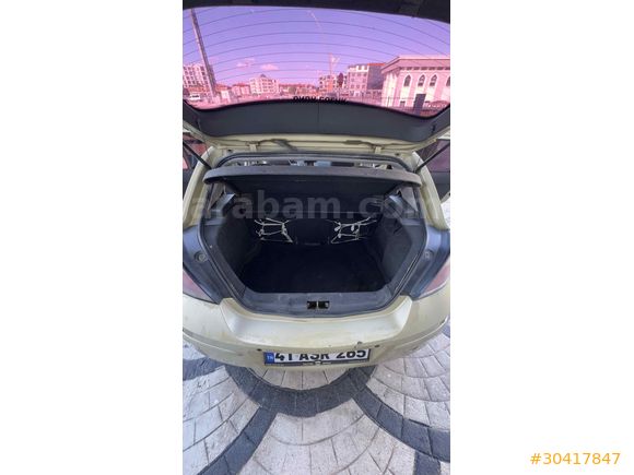 Sahibinden Opel Astra 1.6 Elegance 2005 Model takas olur acil  