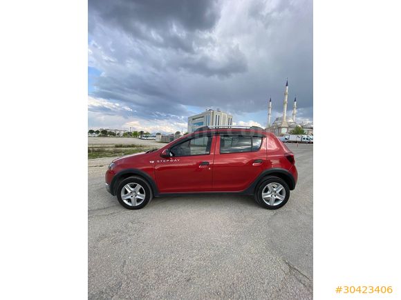 DÜŞÜK KM'Lİ - BAKIMLI DACİA SANDERO