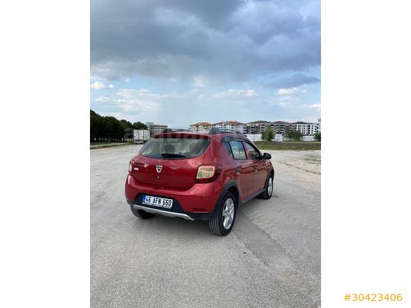 DÜŞÜK KM'Lİ - BAKIMLI DACİA SANDERO