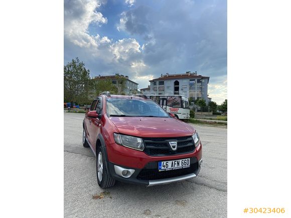 DÜŞÜK KM'Lİ - BAKIMLI DACİA SANDERO