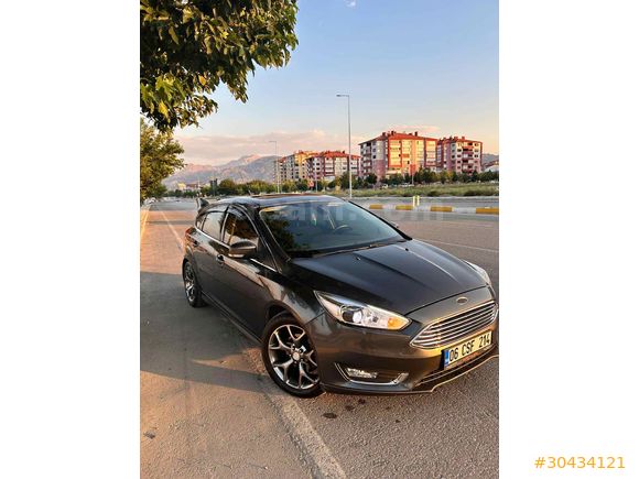 Sahibinden Ford Focus 1.6 Ti-VCT Titanium 2015 Model 