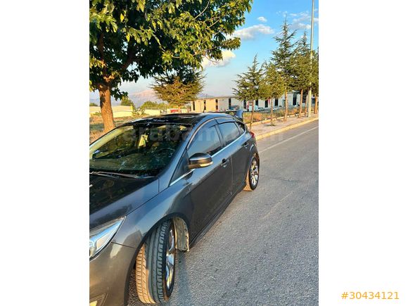 Sahibinden Ford Focus 1.6 Ti-VCT Titanium 2015 Model 