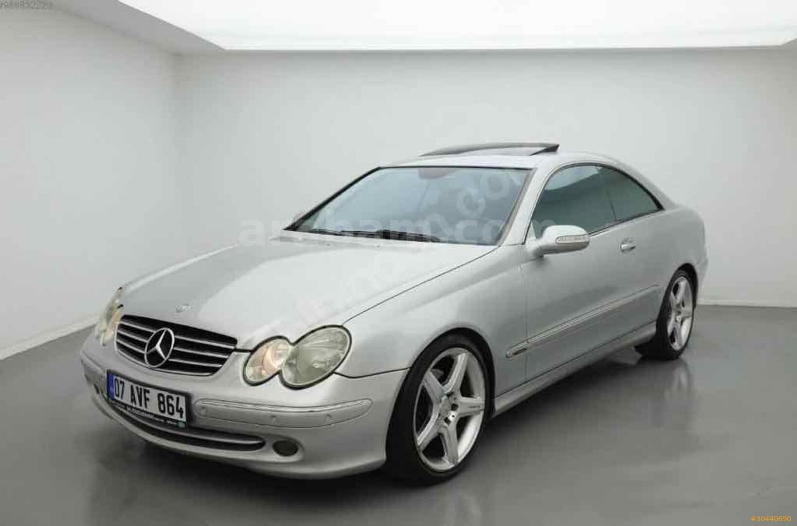 Galeriden Mercedes - Benz CLK 270 CDI Avantgarde 2004 Model Hatay 400.000 km Gri (Gümüş) 1