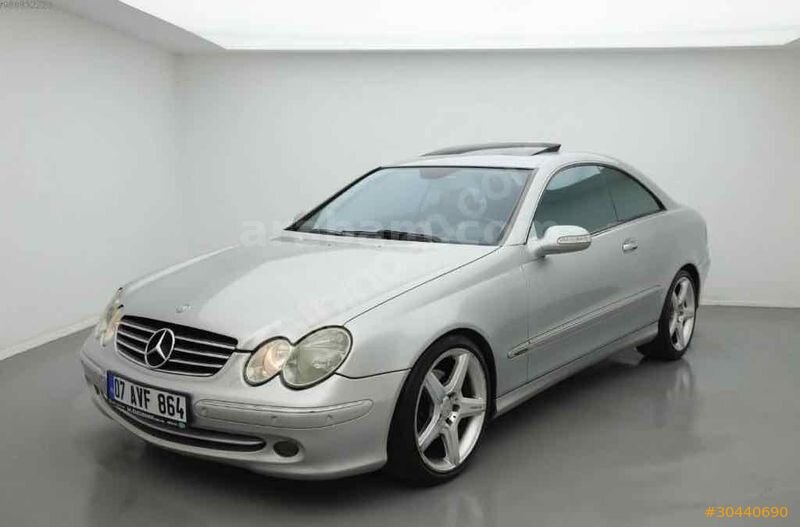 Galeriden Mercedes - Benz CLK 270 CDI Avantgarde 2004 Model Hatay 400.000 km Gri (Gümüş)