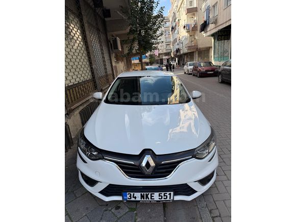 MEGANE 4 JOY DÜŞÜK KM