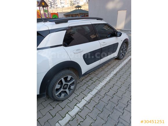 Sahibinden Citroen C4 Cactus 1.6 e-HDi Shine 2015 Model İstanbul