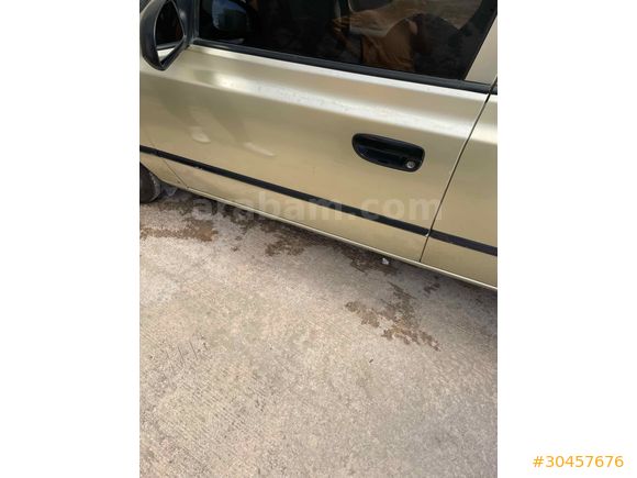 Düşük Km Hyundai Accent 1.5 1.5i GLS 2001 Model 