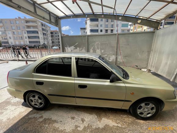 Düşük Km Hyundai Accent 1.5 1.5i GLS 2001 Model 