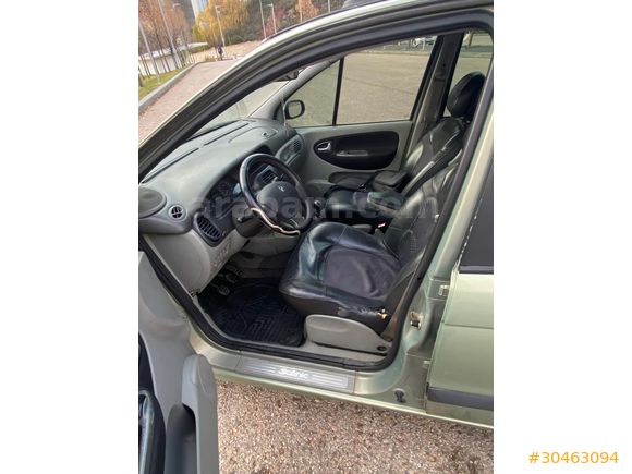 Sahibinden Renault Scenic 1.9 dCi Dynamique 2003 Model