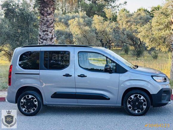 2025 19BİN KM PREMİO PLUS CAM TAVAN HAYALET EKRAN