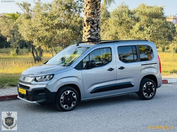 2025 19BİN KM PREMİO PLUS CAM TAVAN HAYALET EKRAN