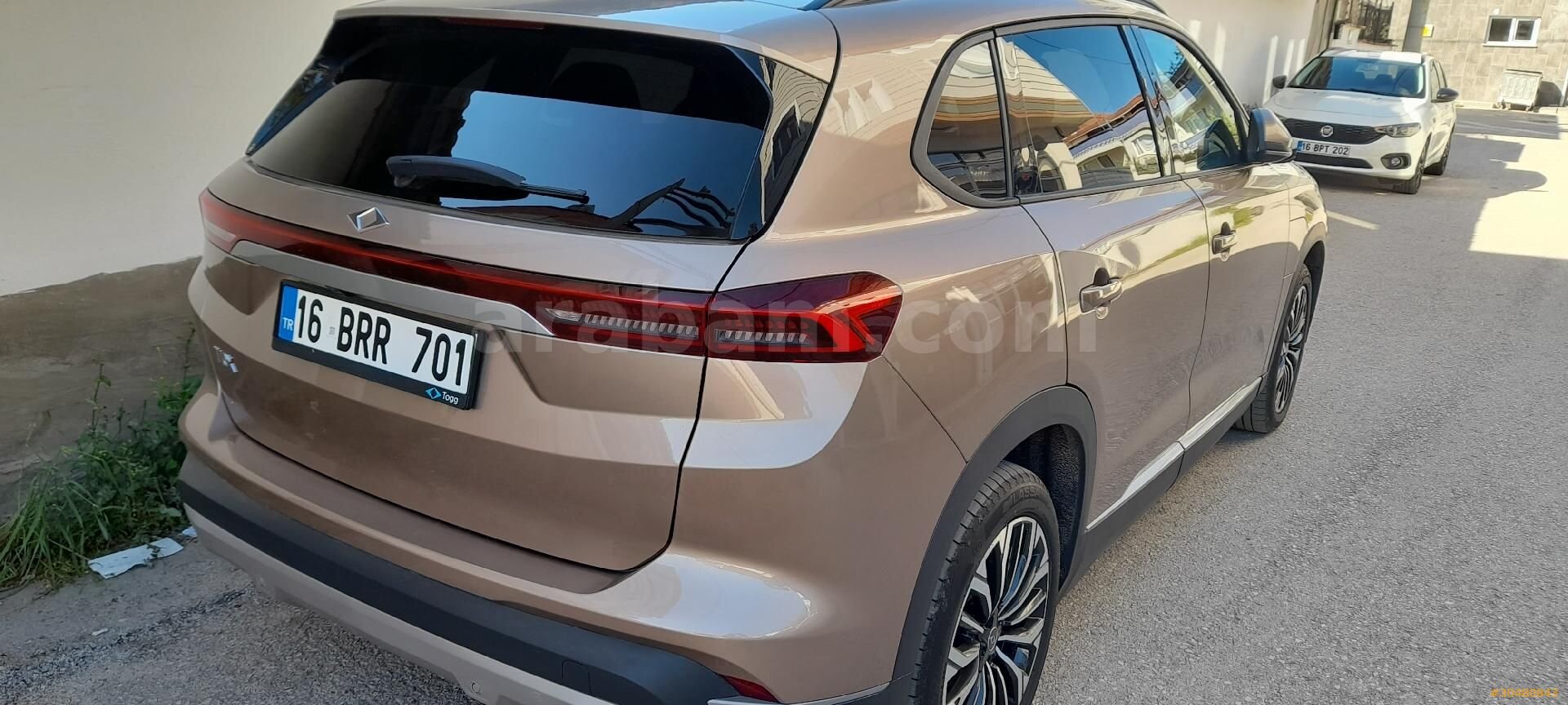 ÂCİLL YURTDIŞINA ÇIKACAĞIM İÇİN UYGUN FİYAT TOGG T10X V1 STANDART 2023 +19 ÇELİK JANT + CAM TAVAN+KONFOR PAKET 3