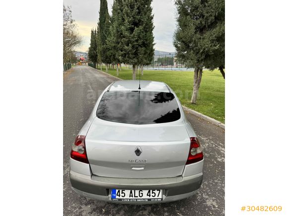 Sahibinden Renault Megane 1.6 Dynamique 2005 Model