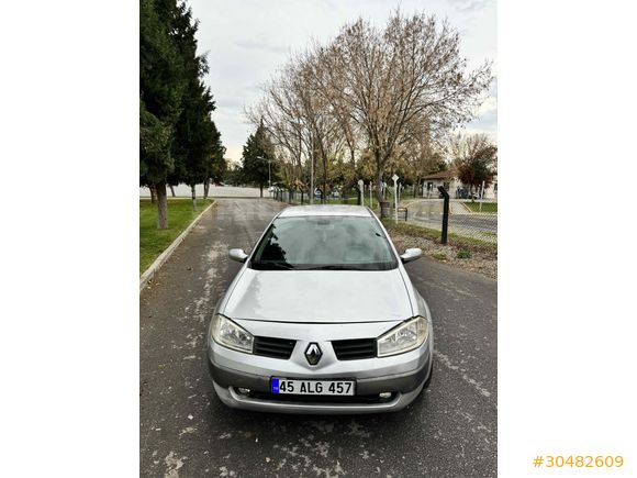 Sahibinden Renault Megane 1.6 Dynamique 2005 Model