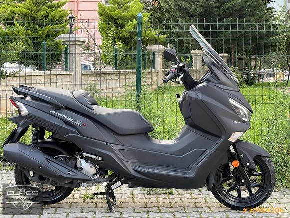 SYM-JOYMAX250 Z PLUS-SIFIR EMSALİ-DÜŞÜK KM-TAKASLI