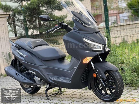 SYM-JOYMAX250 Z PLUS-SIFIR EMSALİ-DÜŞÜK KM-TAKASLI