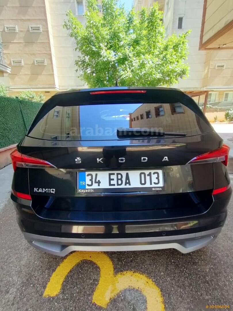 Sahibinden Skoda Kamiq 1.0 TSI Premium 2021 Model İstanbul 87.000 km Siyah 7