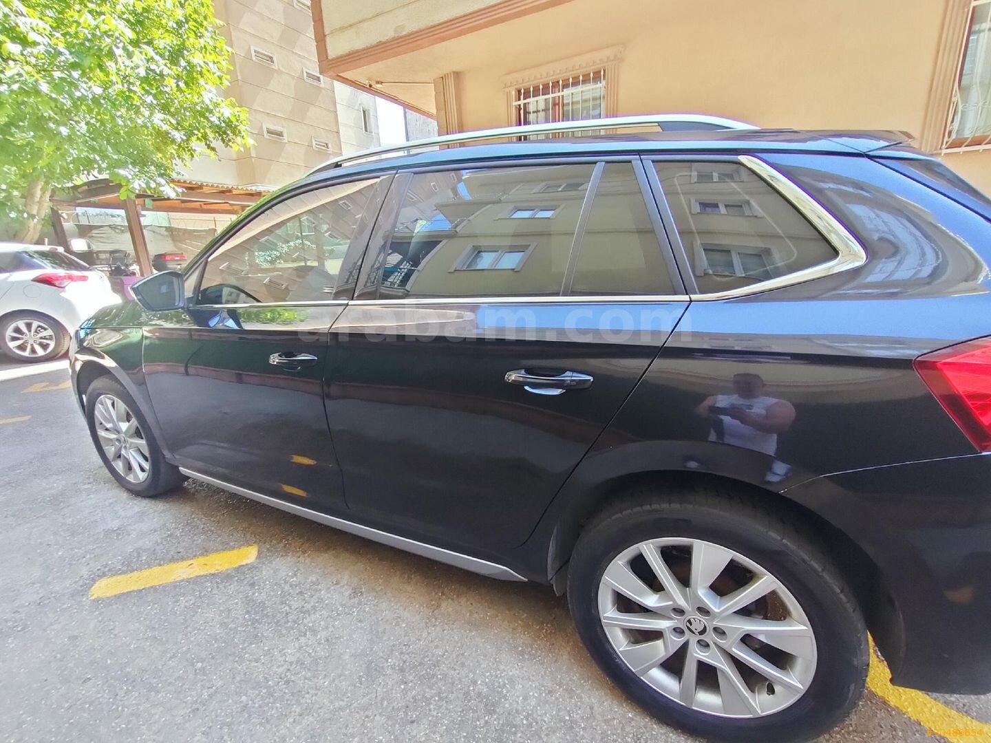Sahibinden Skoda Kamiq 1.0 TSI Premium 2021 Model İstanbul 87.000 km Siyah 5